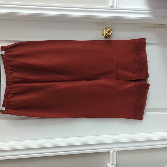 Silk Skirt - Picture 3 of 9